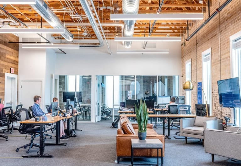 How Corporate Digital Signage Enhances The Workplace