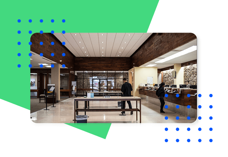 How Bank Digital Signage Can Boost Your Branch’s CX