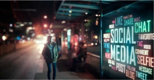 How To Optimize Digital Signage Through Social Media